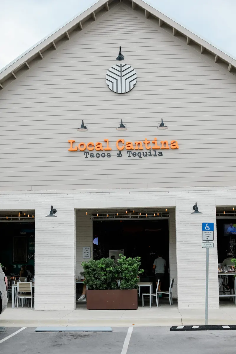 Local Cantina