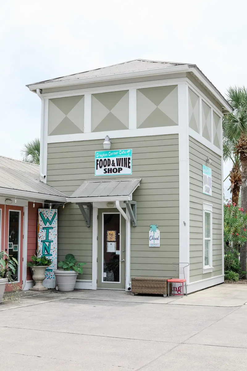 Grayton Corner Cafe & Wine Shop