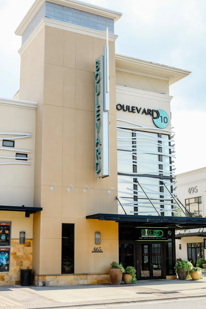 AMC Boulevard 10