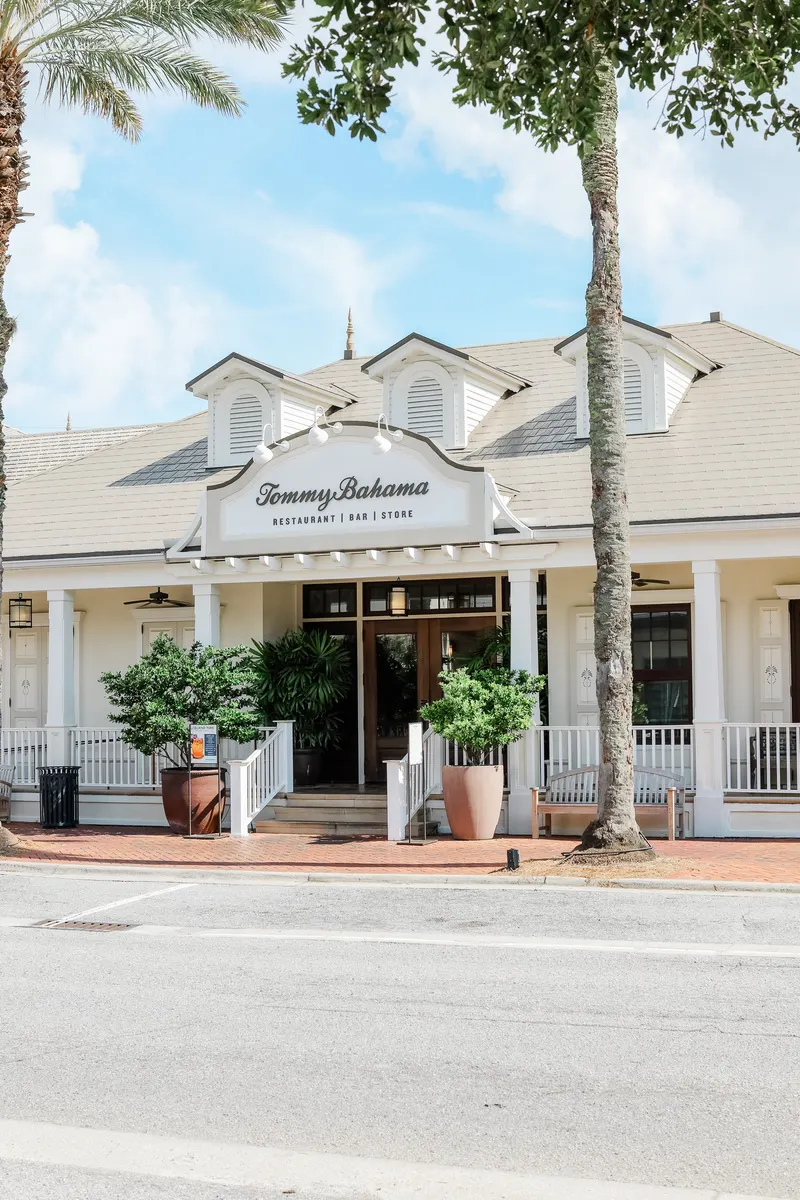 Tommy Bahama Restaurant & Bar