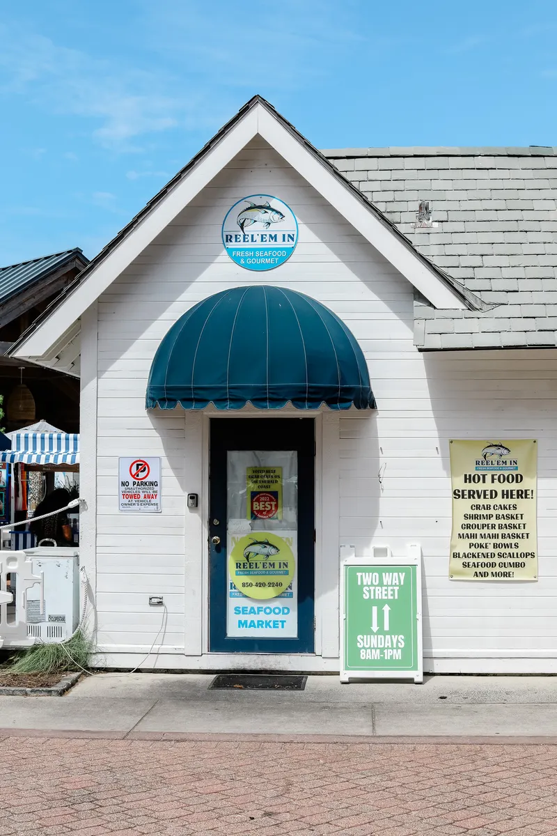 Reel ‘Em In Fresh Seafood and Gourmet