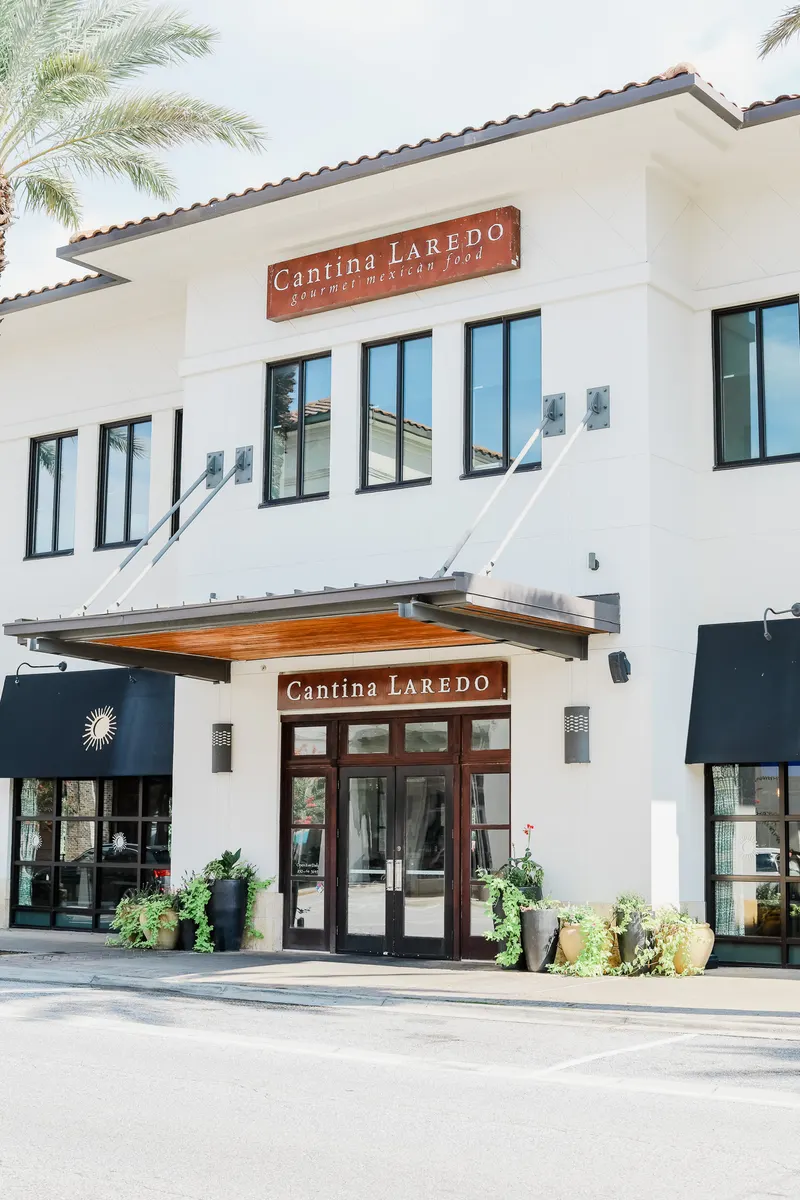 Cantina Laredo